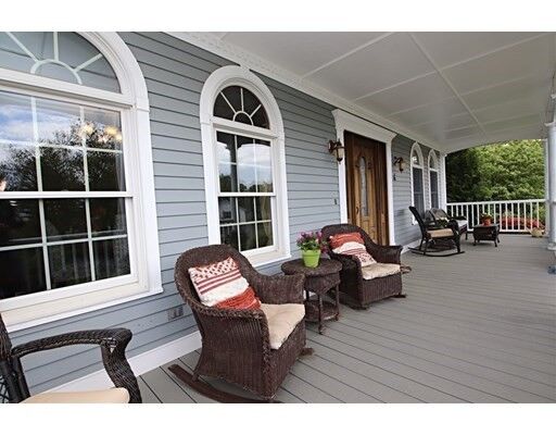 Property Photo:  4 Upland Road  MA 01906 