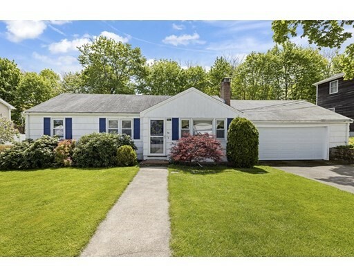 Property Photo:  52 Day Circle  MA 01801 
