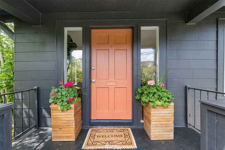 Property Photo: 2821 30th Avenue S WA 98144