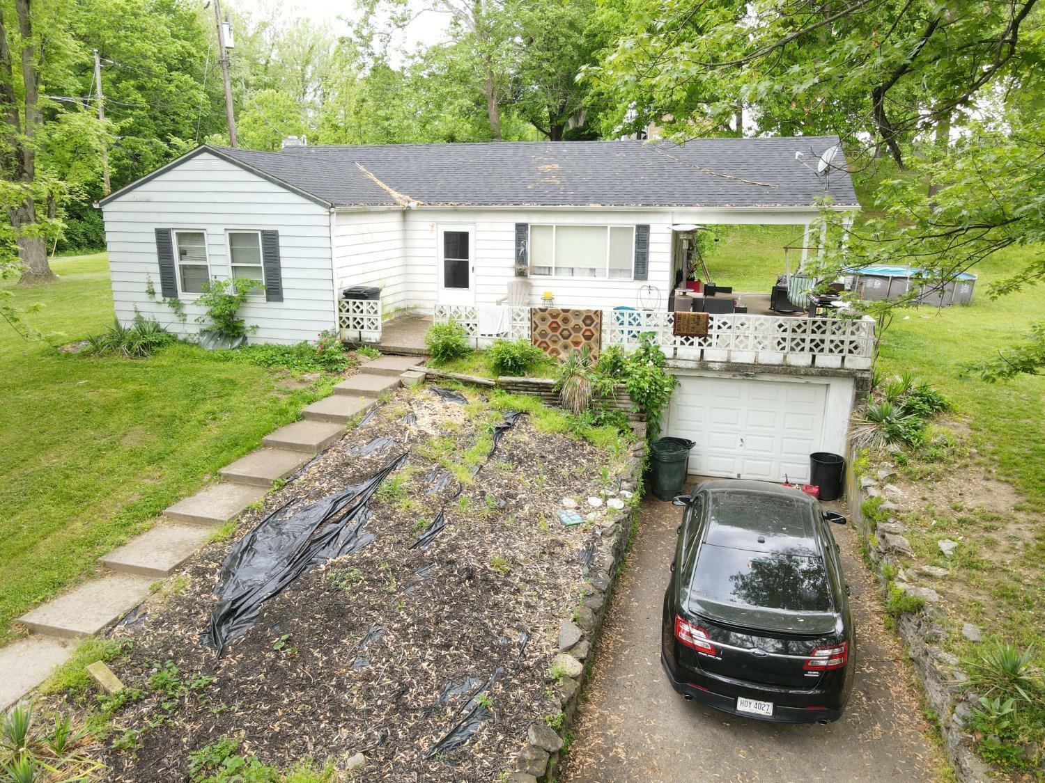 Property Photo: 9716 West Rd OH 45030