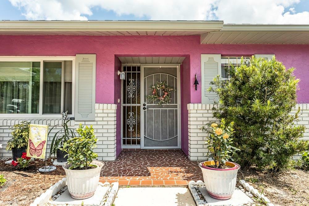 Property Photo:  618 Sullivan Street  FL 32725 