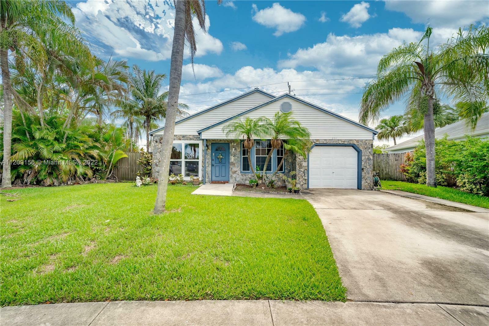 Property Photo:  851 SW 135th Way  FL 33325 