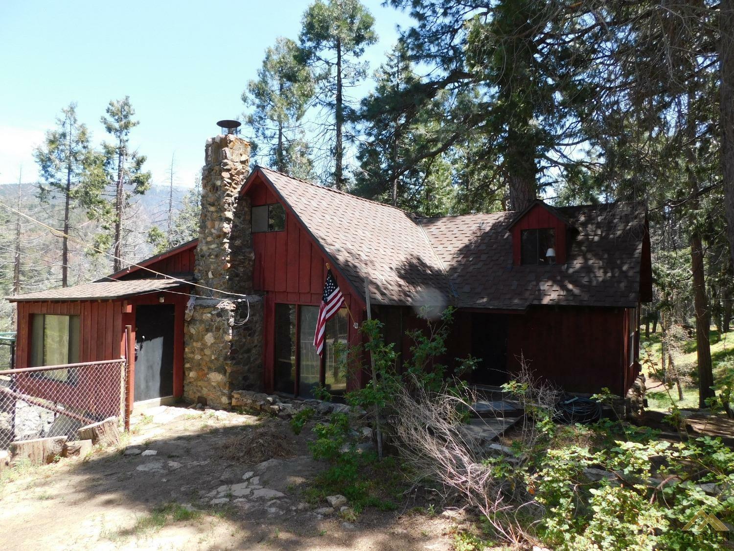 Property Photo:  47890 Sugarloaf Drive  CA 93260 