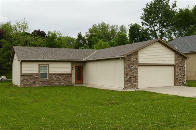 Property Photo:  1 Platte Ridge Court  MO 64444 