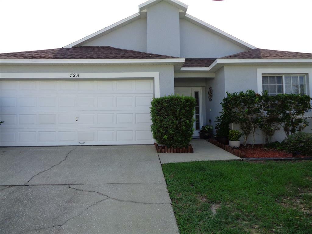 Property Photo:  728 Hillcrest Drive  FL 33897 