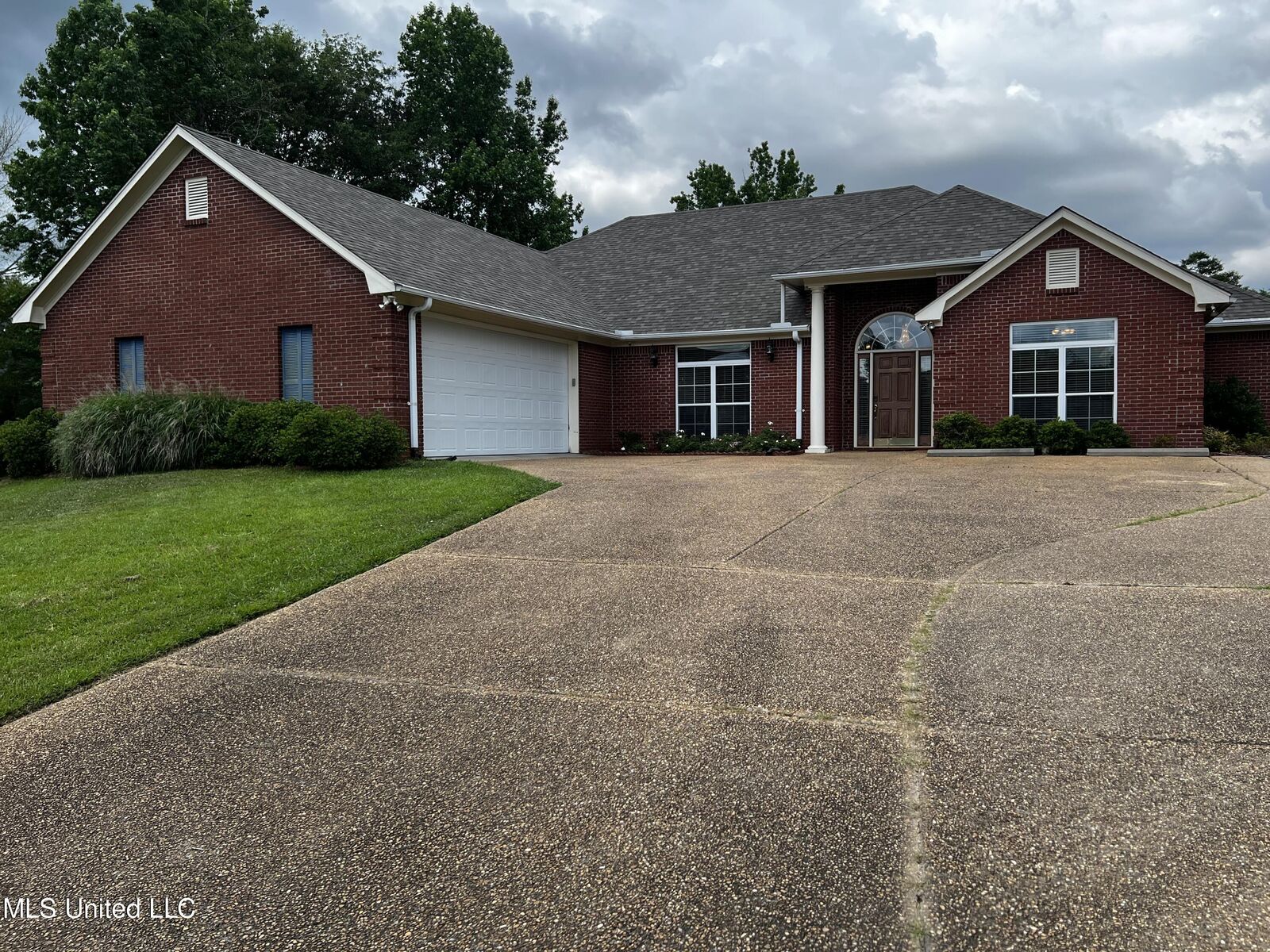 Property Photo:  105 Merlot Cove  MS 39056 