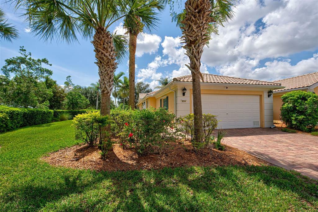 Property Photo:  6004 Erice Street  FL 34293 