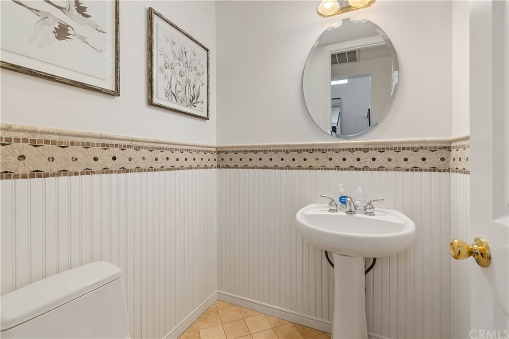 Property Photo:  1956 Sycamore Hill Drive  CA 92506 