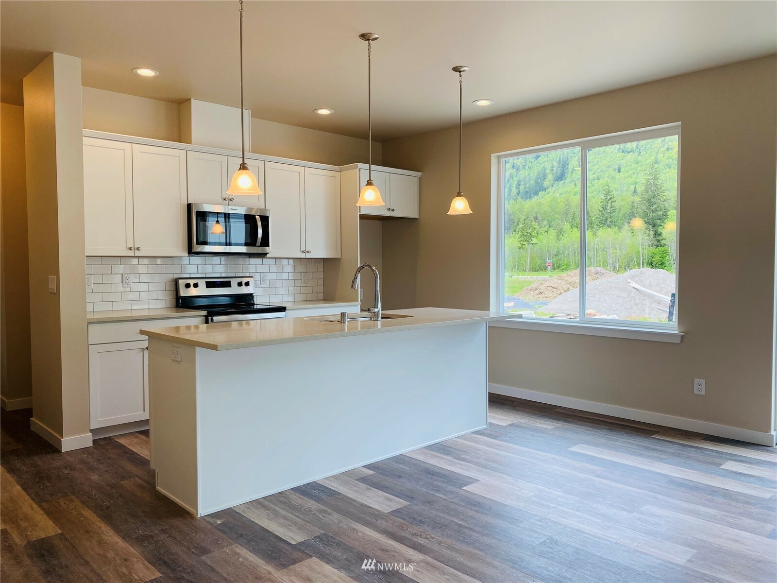 Property Photo: 8253 Balfour Valley Lane WA 98266