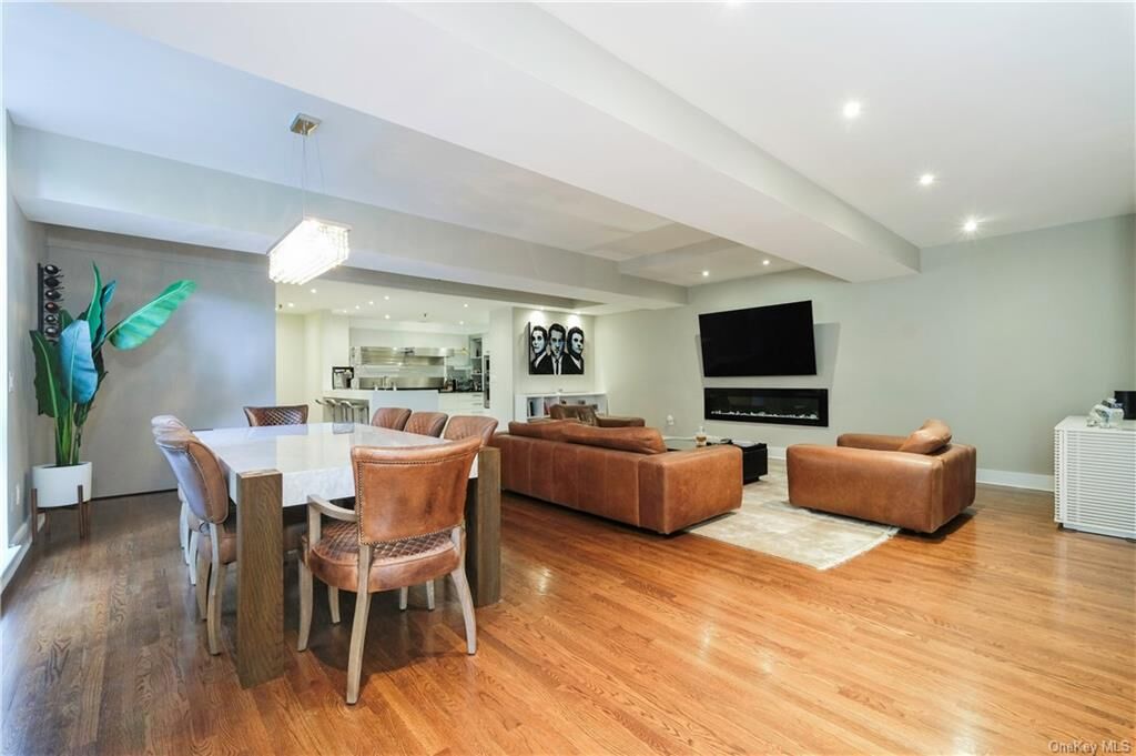 Property Photo: 65 McKinley Avenue Cg-7 NY 10606