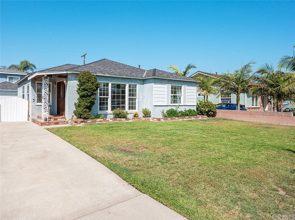 Property Photo:  8427 Albia Street  CA 90242 