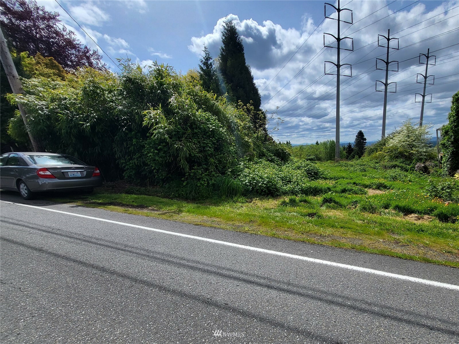 Property Photo:  8219 S 128th St  WA 98178 