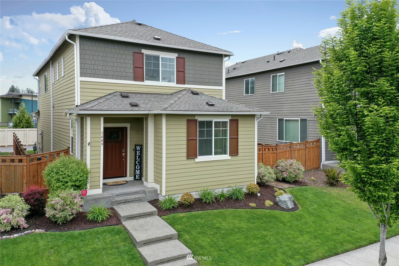 Property Photo:  3409 Hera Street NE  WA 98516 