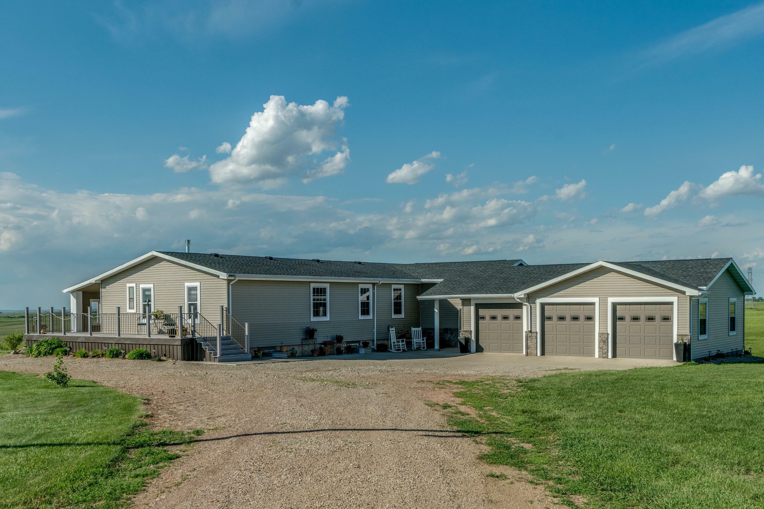 Property Photo:  2480 305th Avenue NW  ND 58579 