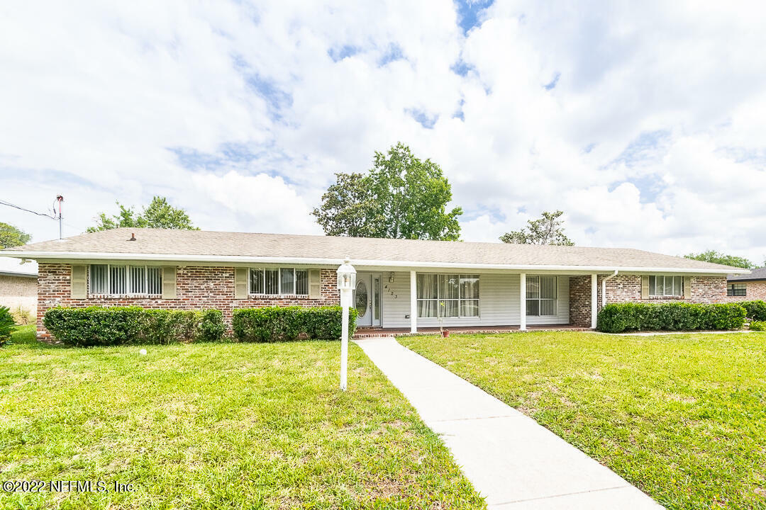 Property Photo:  4123 San Servera Drive N  FL 32217 