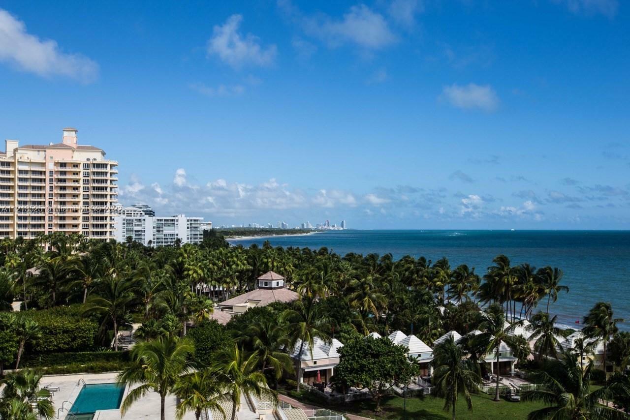 Property Photo: 881 Ocean Dr 7H FL 33149