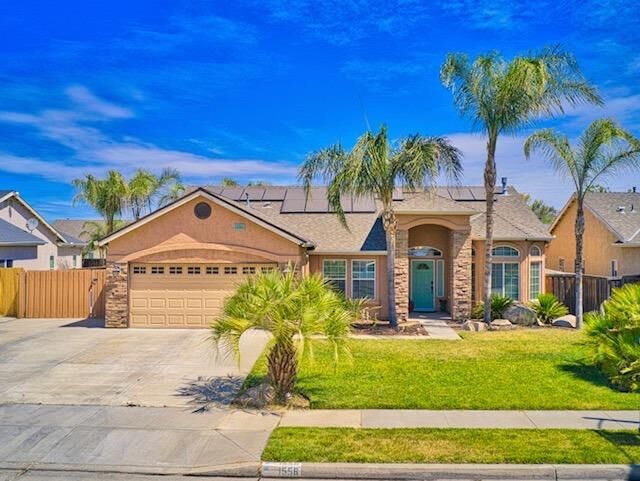 Property Photo:  1556 Lime Court  CA 93245 