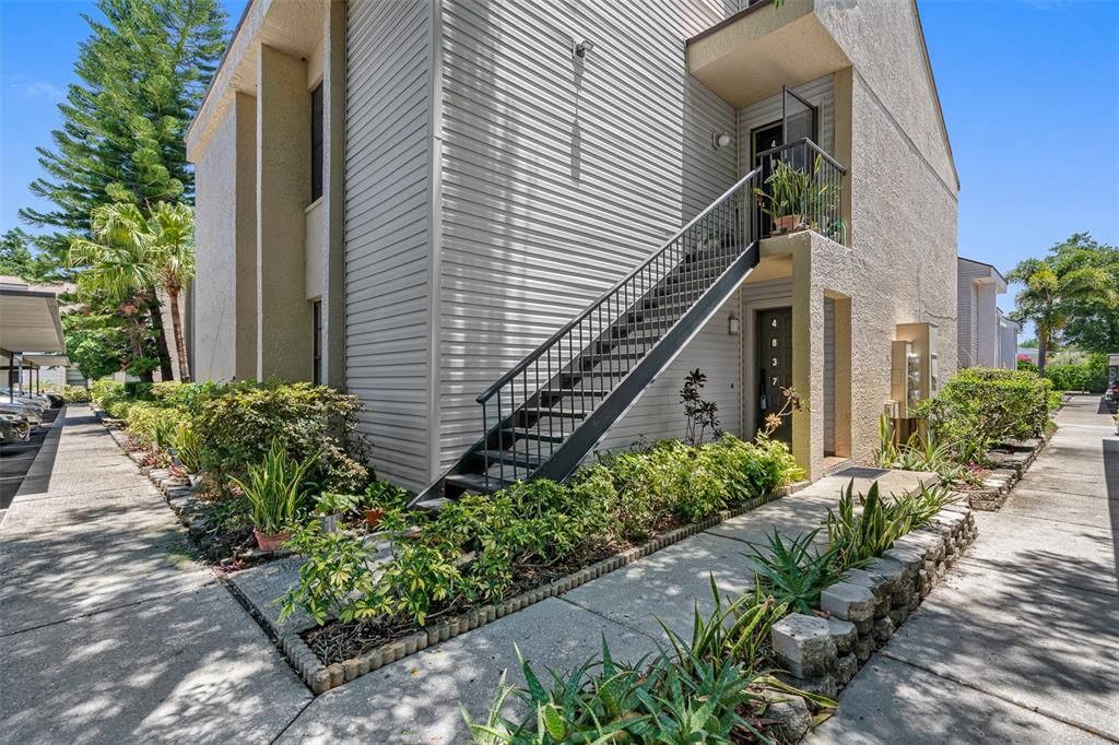 Property Photo:  4837 Puritan Circle #2505  FL 33617 