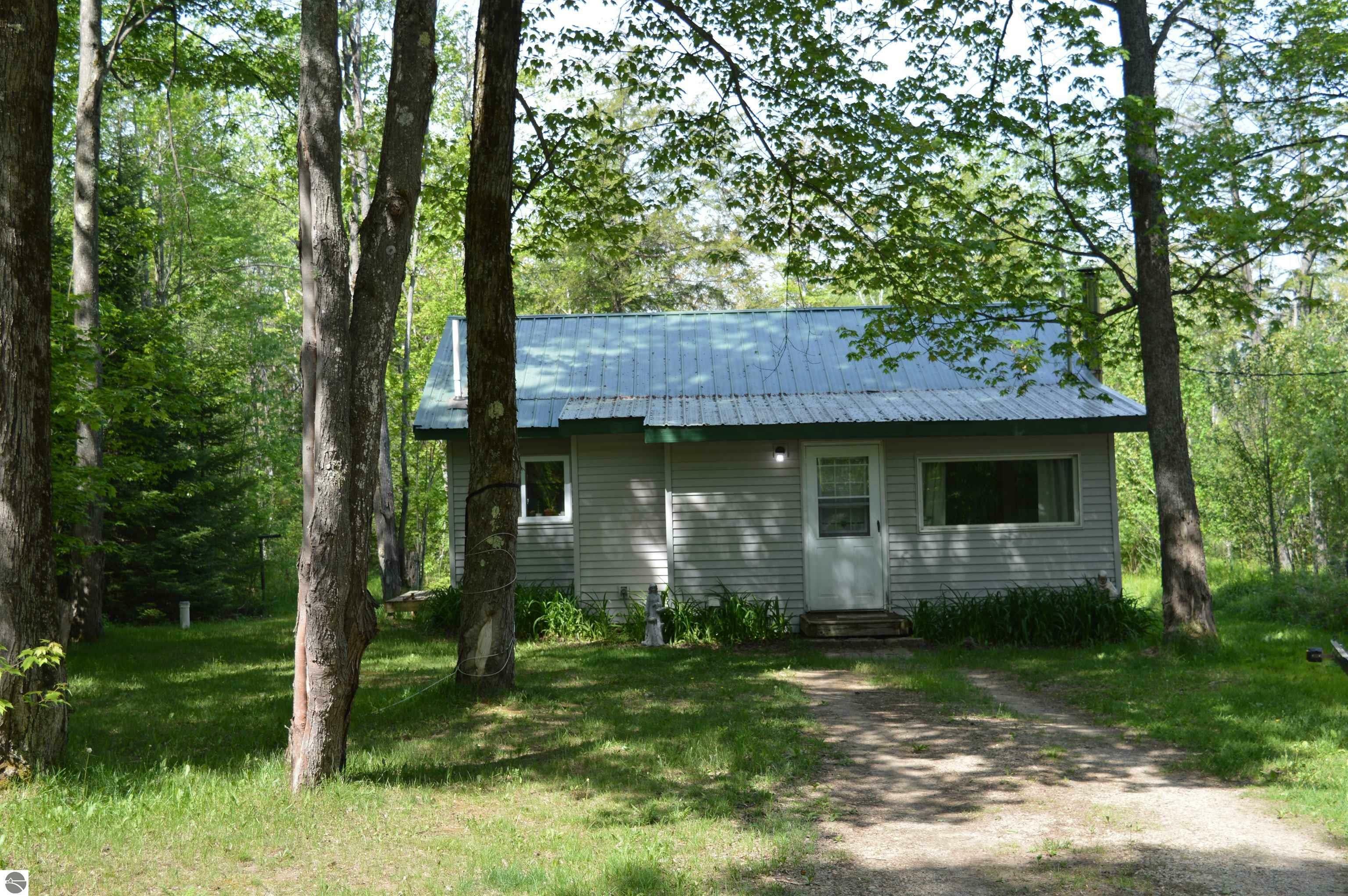 6166 SW Butler Road  South Boardman MI 49680 photo