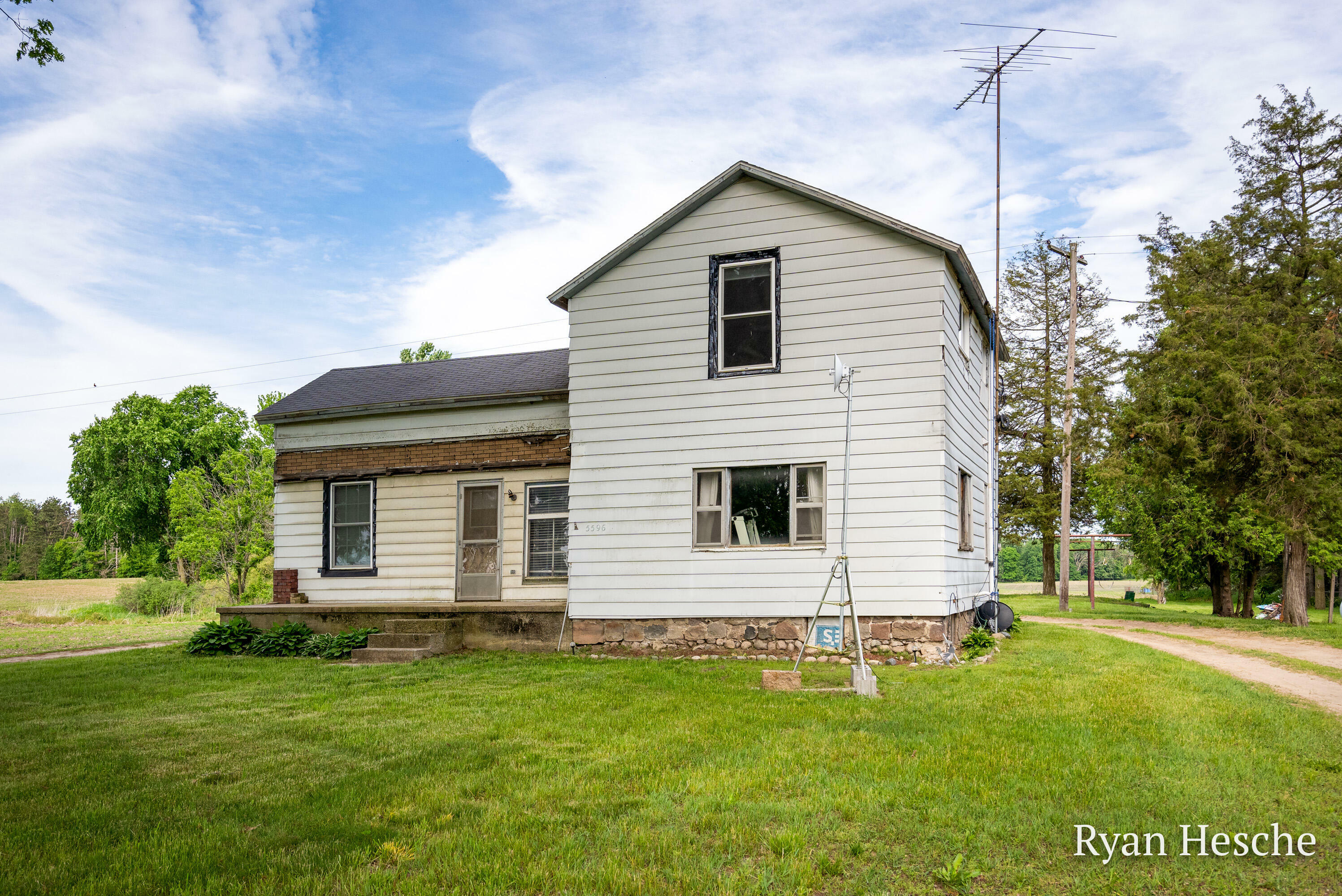 Property Photo:  5596 Hawley Highway  MI 48809 