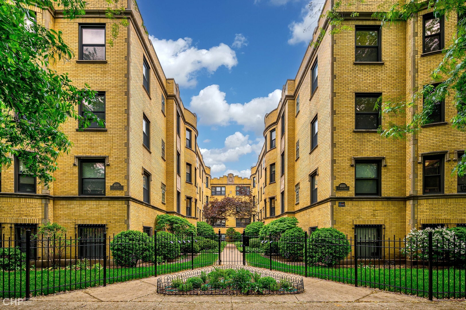 Property Photo: 4619 N Paulina Street G IL 60640