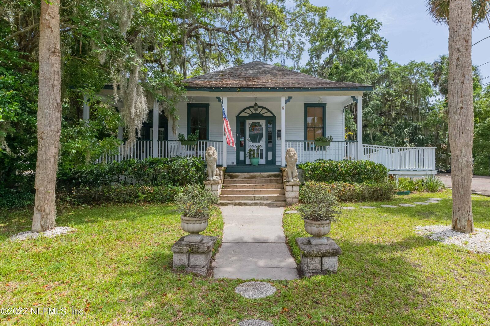 Property Photo:  9 Sanchez Avenue  FL 32084 