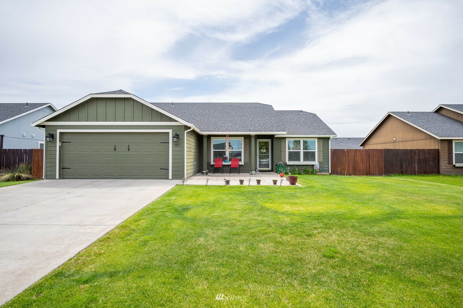 1401 E Raymond Drive  Moses Lake WA 98837 photo