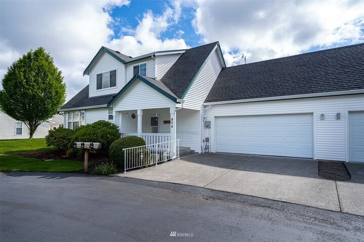 Property Photo: 904 Landing Way WA 98531