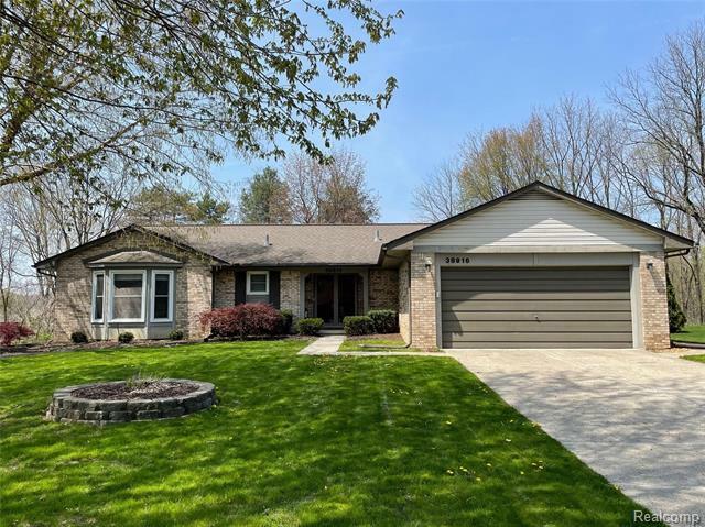 Property Photo: 38916 Lancaster Drive MI 48331