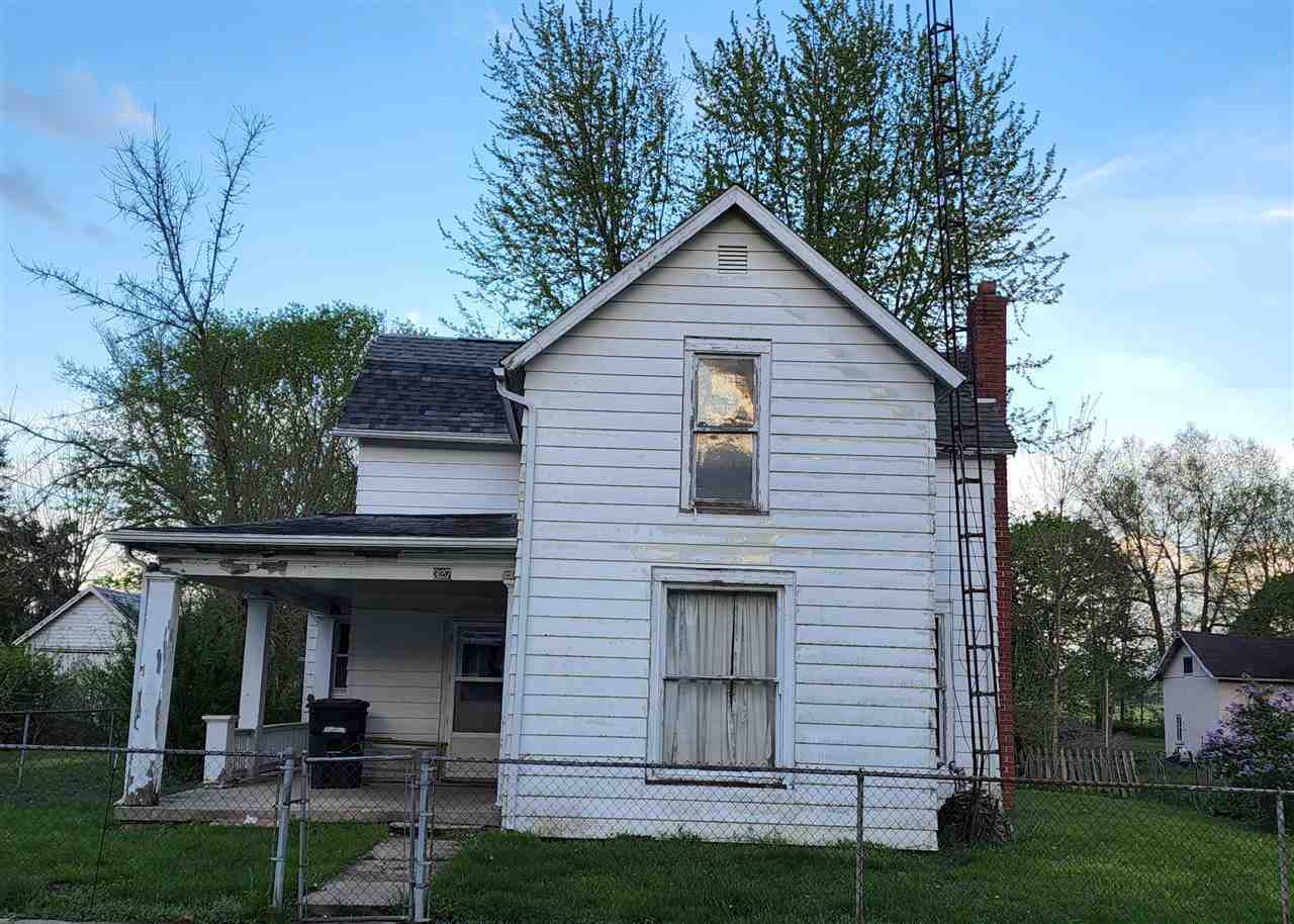 Property Photo:  327 S Main Street  IN 47345 