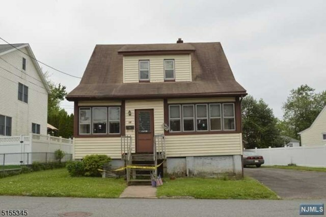 Property Photo:  17 Clarence Avenue  NJ 07424 