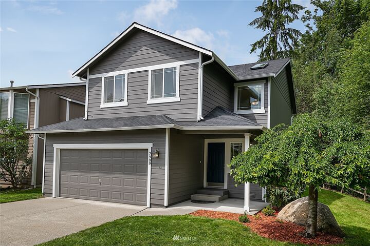 Property Photo: 7909 58th Place NE WA 98270