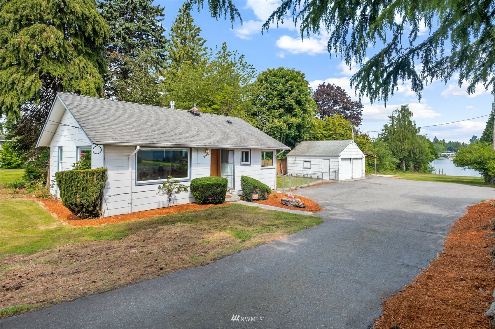 Property Photo:  3508 S 198th Street  WA 98188 