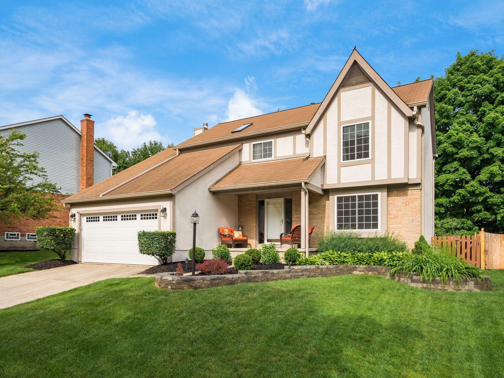 Property Photo: 3972 Roxham Court OH 43230