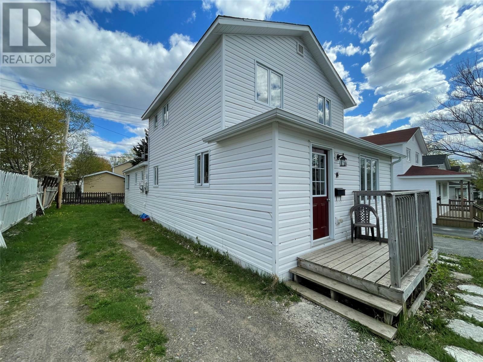 Property Photo: 14 Suvla Road NL A2A 2A7