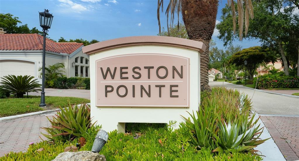 Property Photo: 605 Weston Pointe Court FL 34228