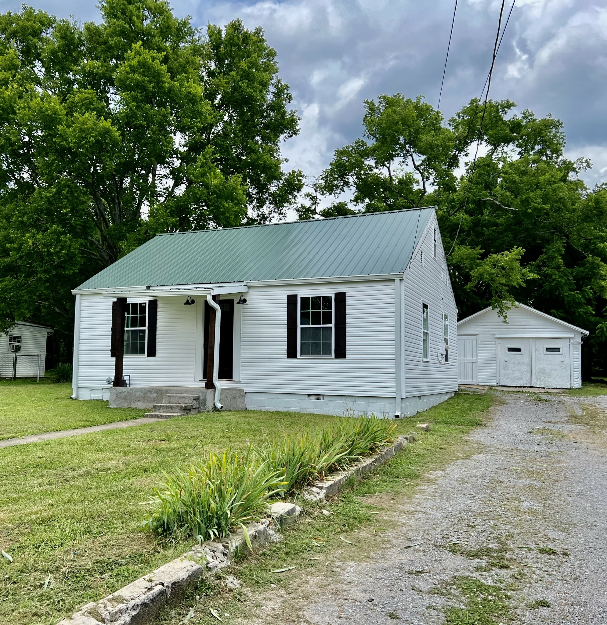 119 Collier Ave  Shelbyville TN 37160 photo