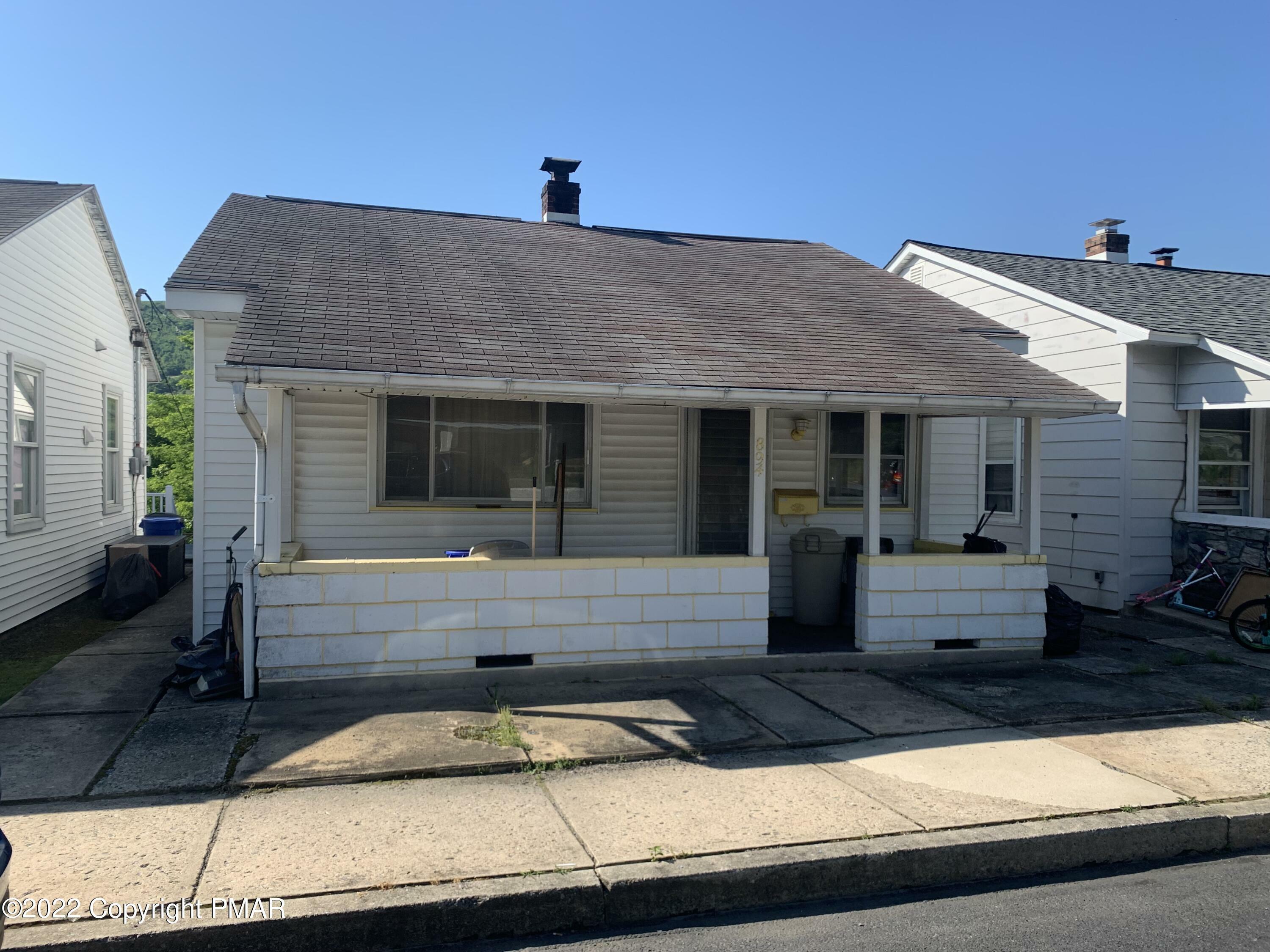 Property Photo:  894 Edgemont Avenue  PA 18071 