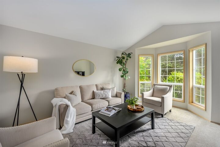 Property Photo:  818 SW 345th Street  WA 98023 