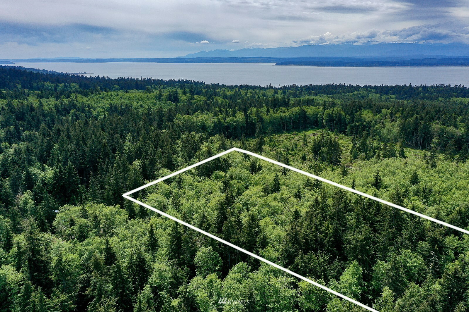 Property Photo:  0 Lot 0 Alder View Lane  WA 98253 