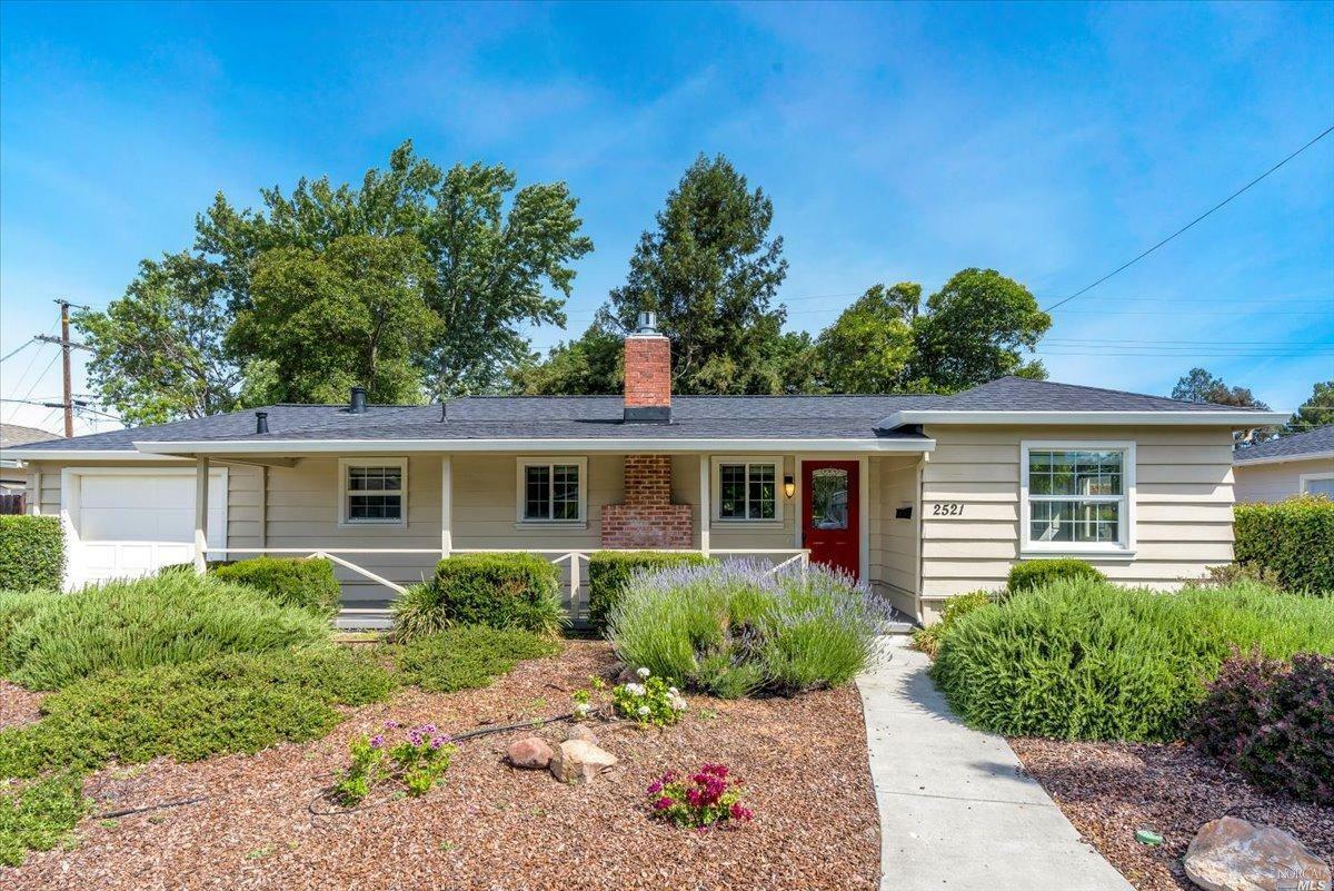 Property Photo: 2521 Valley Center Drive CA 95405