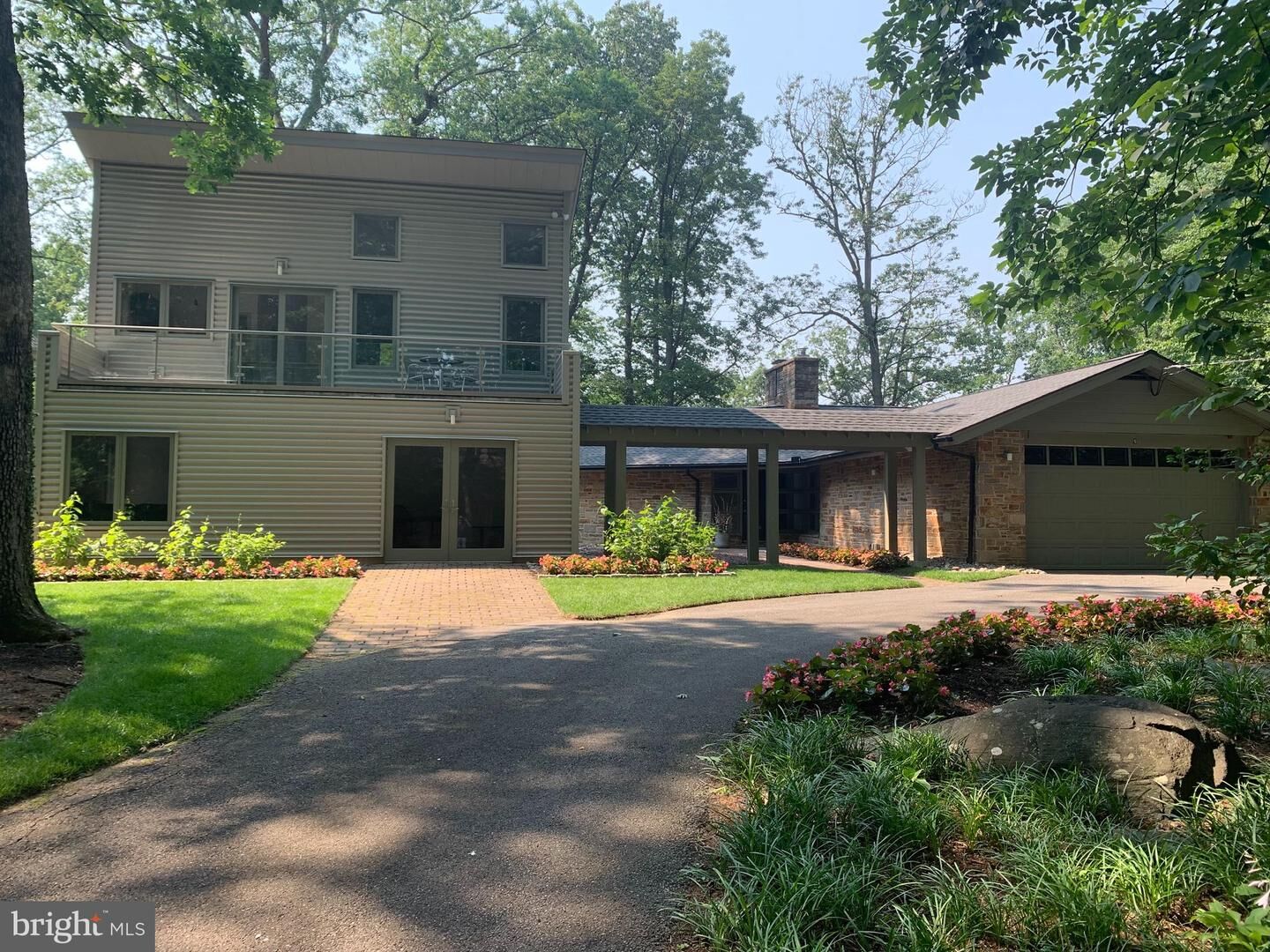 Property Photo: 9 Wood Road DE 19806