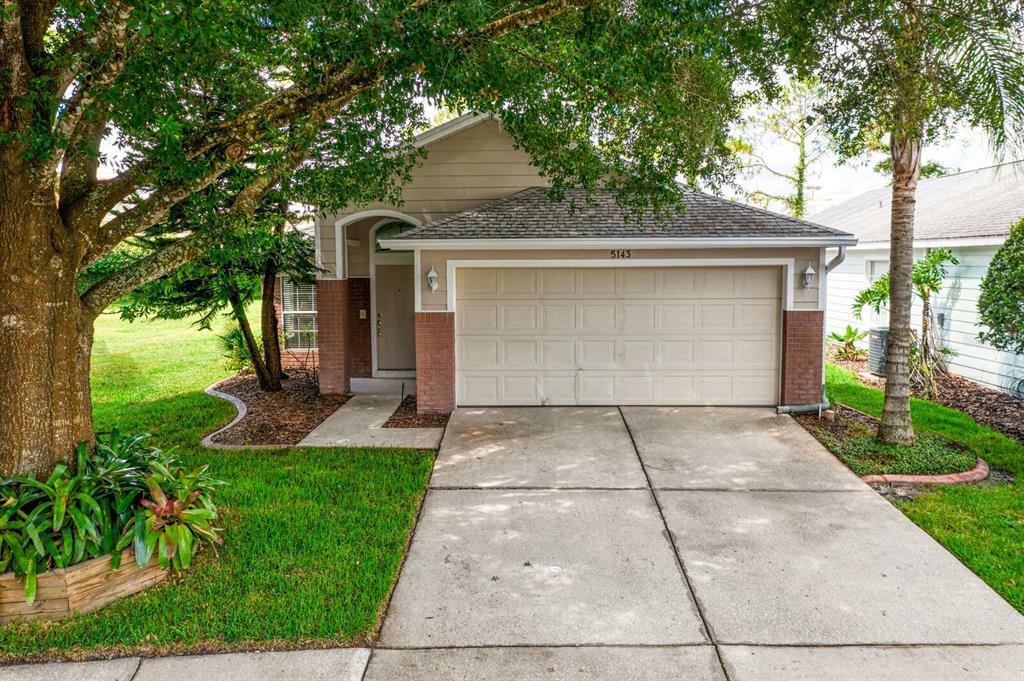 Property Photo:  5143 Sterling Manor Drive  FL 33647 