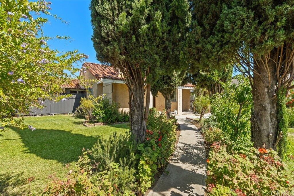 Property Photo:  7806 Sorensen Avenue  CA 90606 