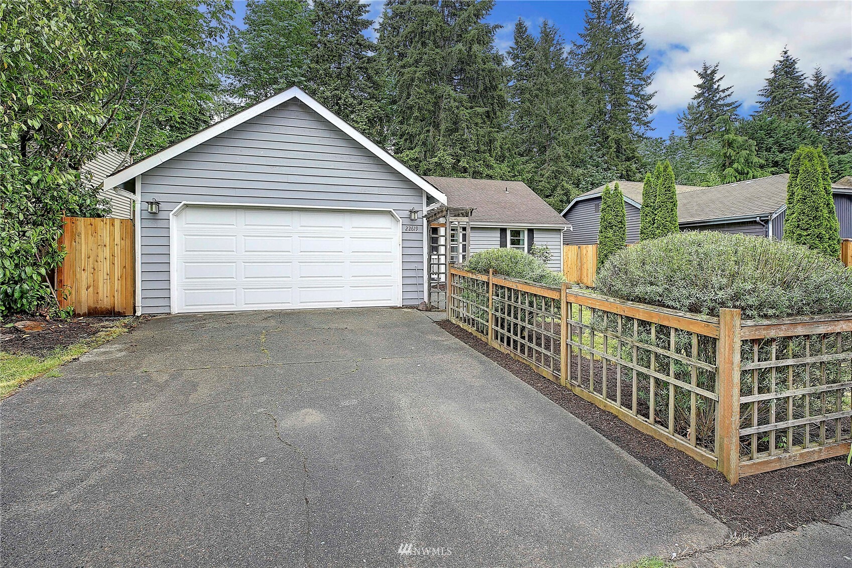 Property Photo:  22619 12th Place W  WA 98021 