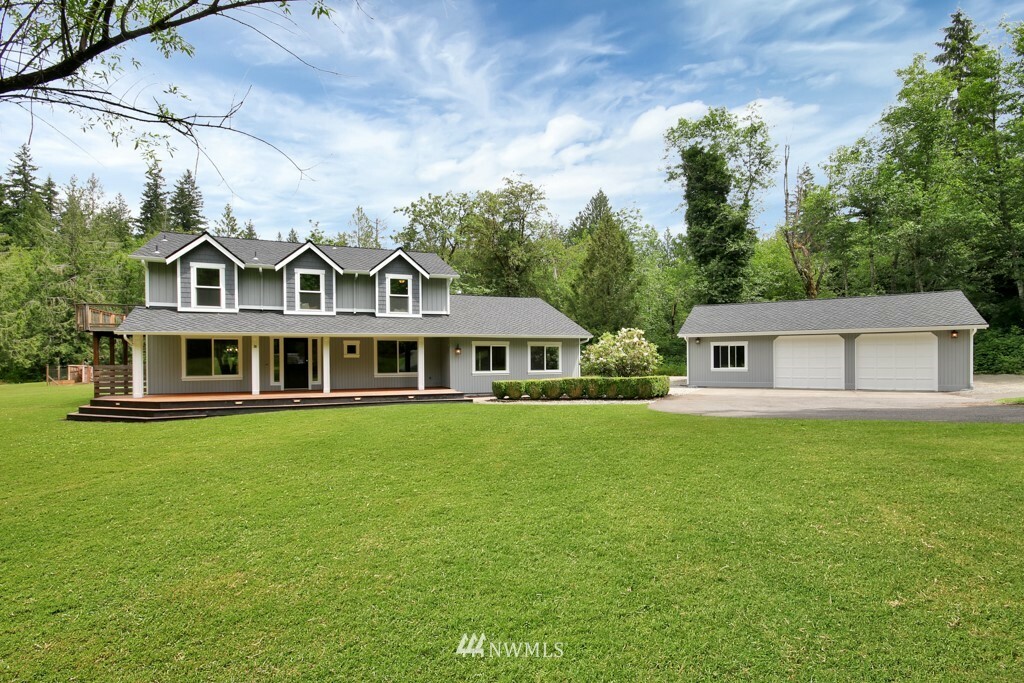 Property Photo: 26618 SE 230th Street WA 98038