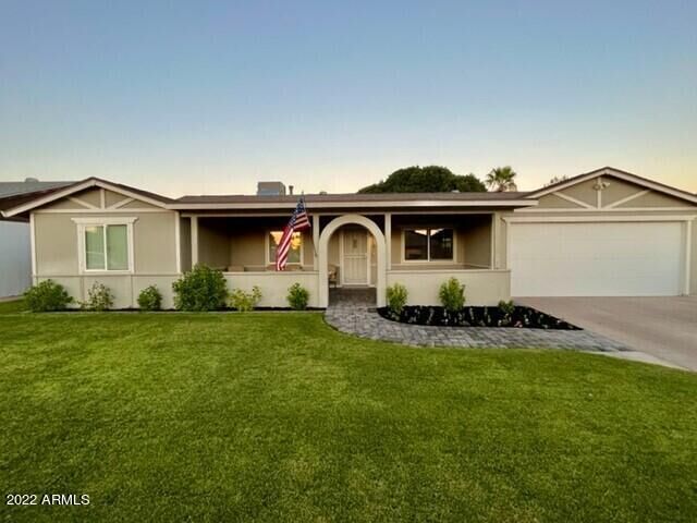 Property Photo: 13215 N 37th Place N AZ 85032