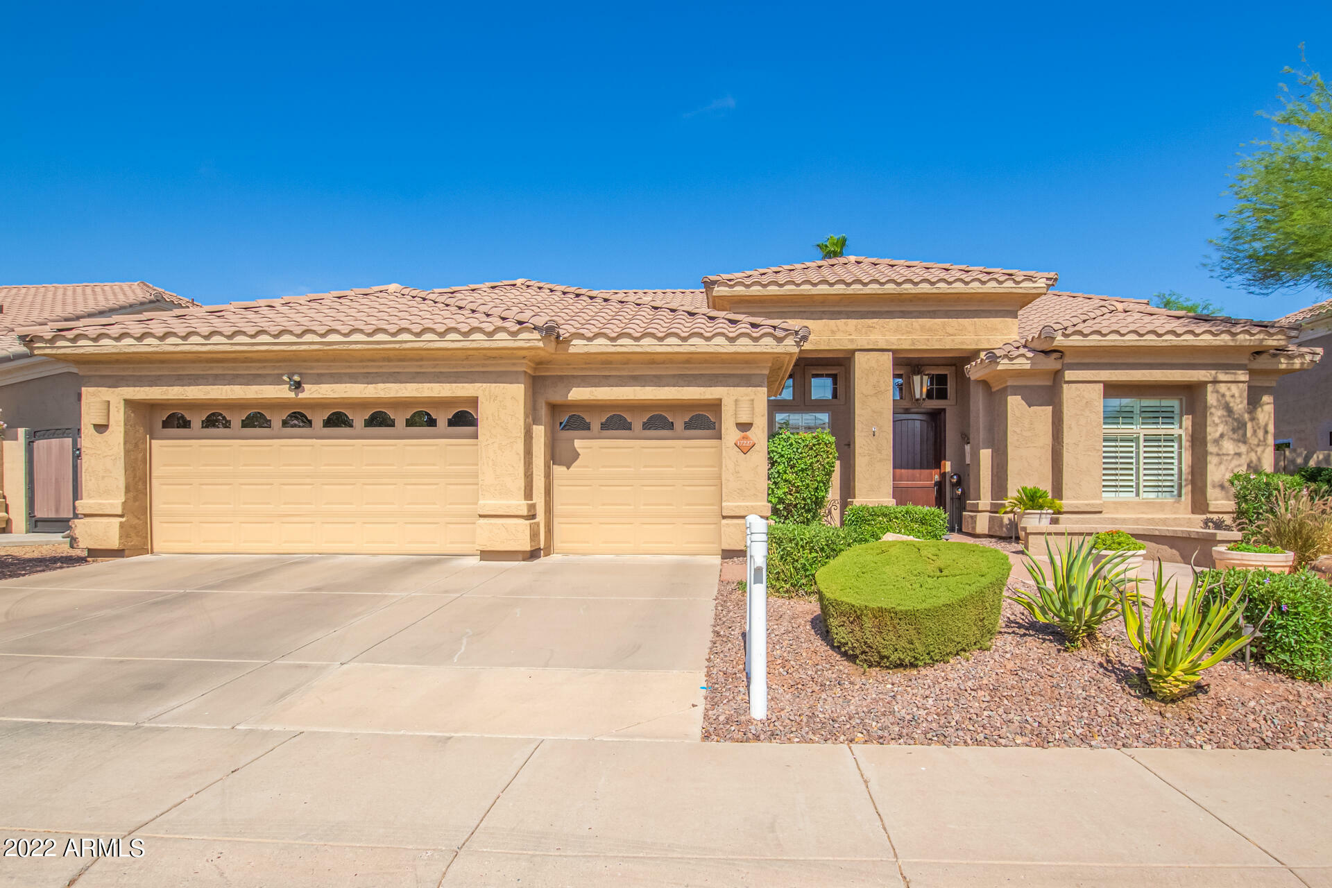 Property Photo:  17227 N 60th Place  AZ 85254 