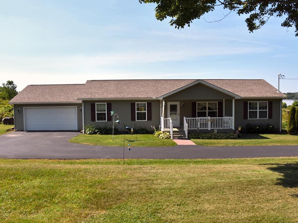 Property Photo: 313 Bell Drive PA 16433