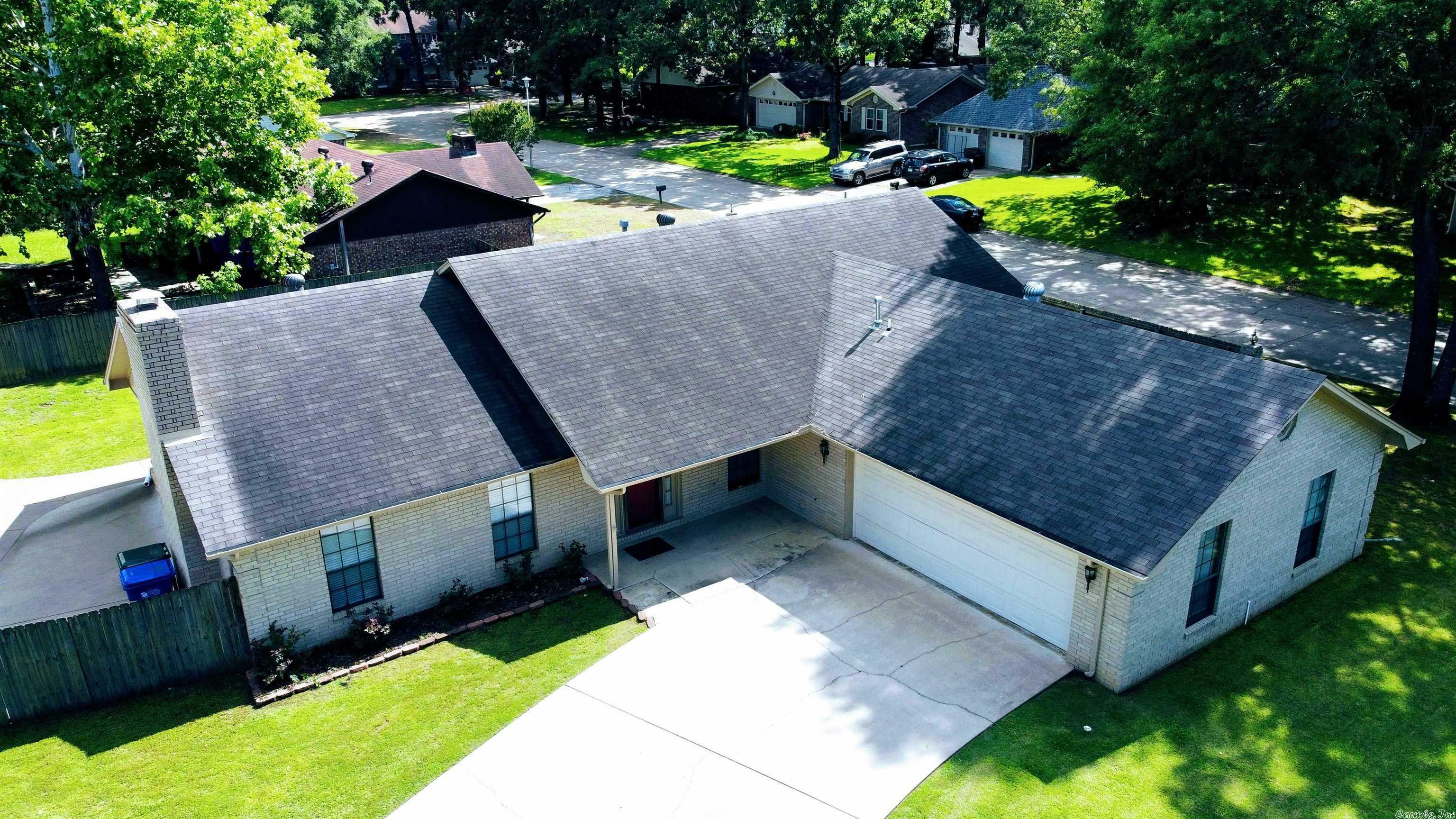 Property Photo:  27 Brier Springs Drive  AR 72034 